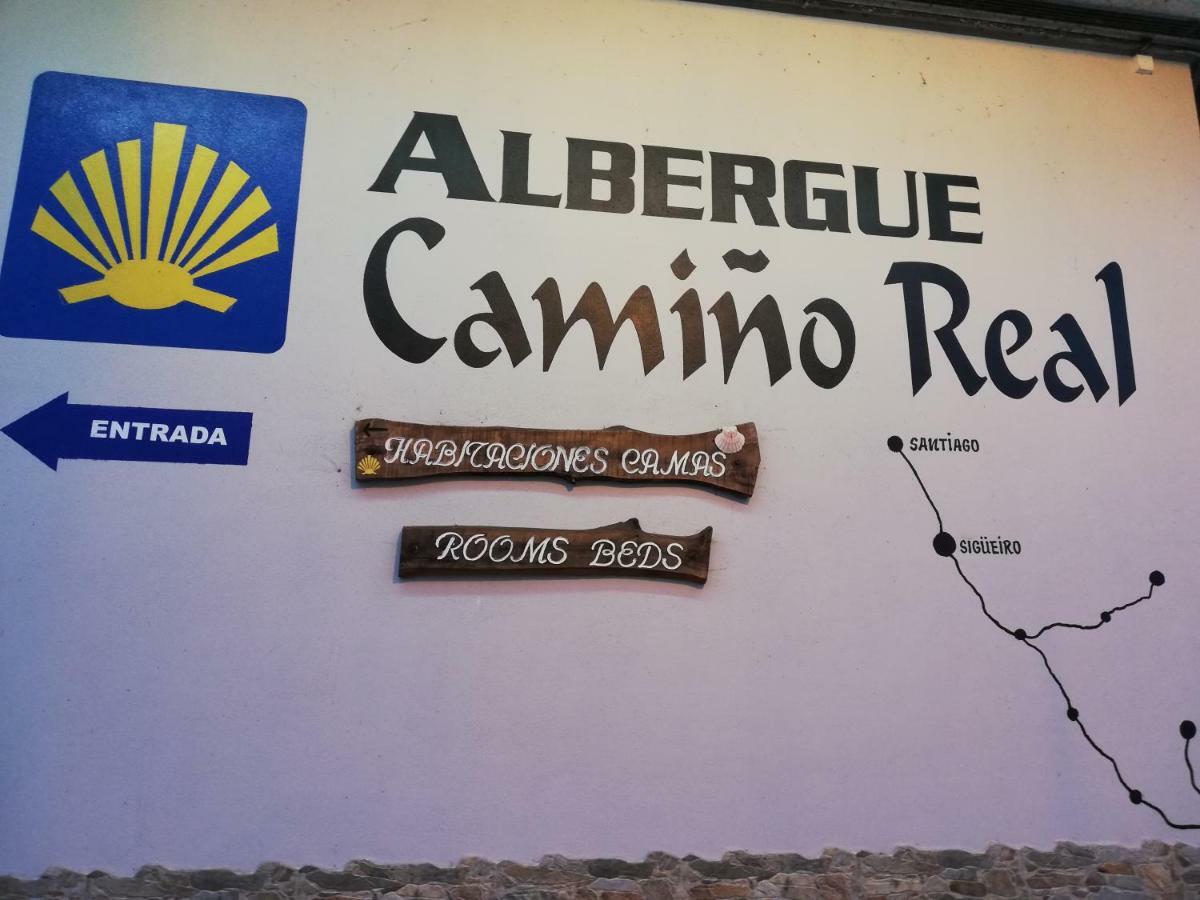 Albergue Camino Real Sigueiro Eksteriør billede
